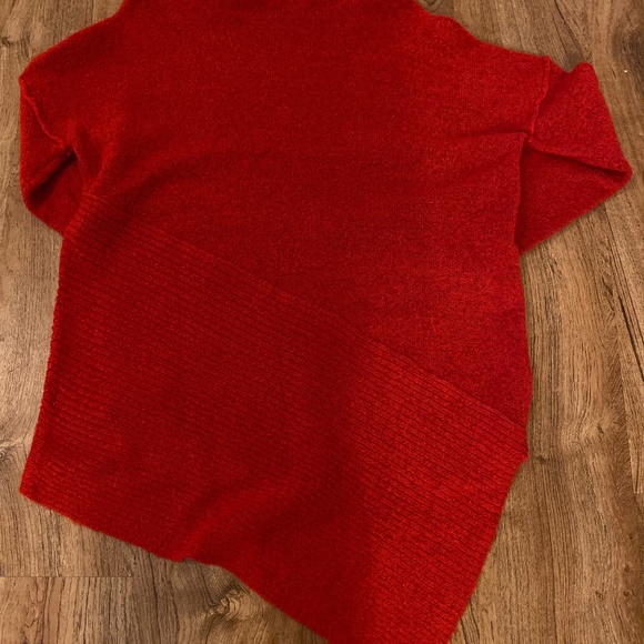 Comfy Asymmetric Sweater (Small) - Picture 2 of 3